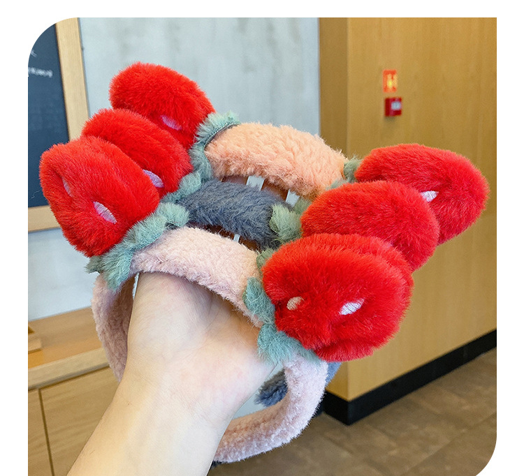 FG6 Autumn Winter Furry Hair Band Cute Strawberry Face Wash Makeup Spa Shower Hairband For Children Girls Headband Hair Accessories

