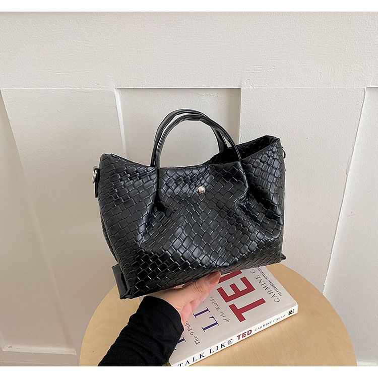 Solid‑Color Exquisite Crossbody Bag, Trendy Crocodile‑Embossed Single‑Shoulder Purse, Vintage Commute Handheld Handbag for Women Daily Use

