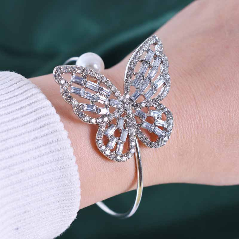 00010-2 Fashion Hollow Out Sparkle Diamond Opening Bracelet Pearl Butterfly Light Luxury Romantic Personality Jewelry Bracelets Female