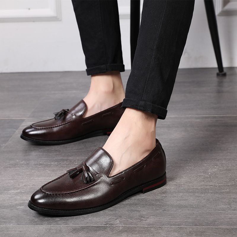 Large size men's shoes wholesale British Korean version men's casual leather shoes bean shoes,