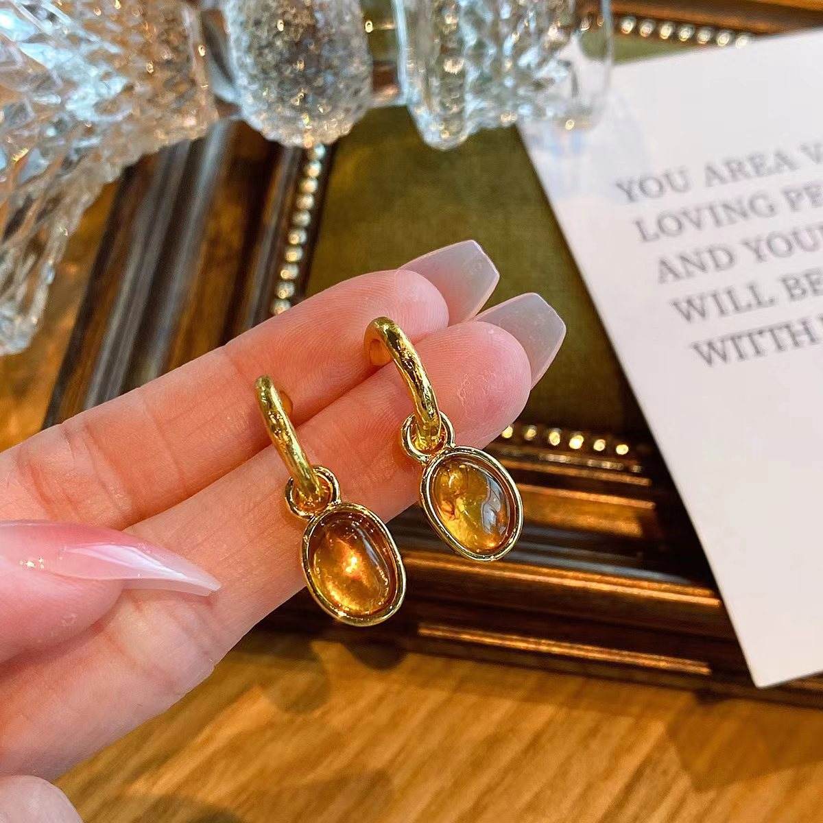 1536 Women's New Niche Oval Pendant Earrings Geometric Alloy Earrings