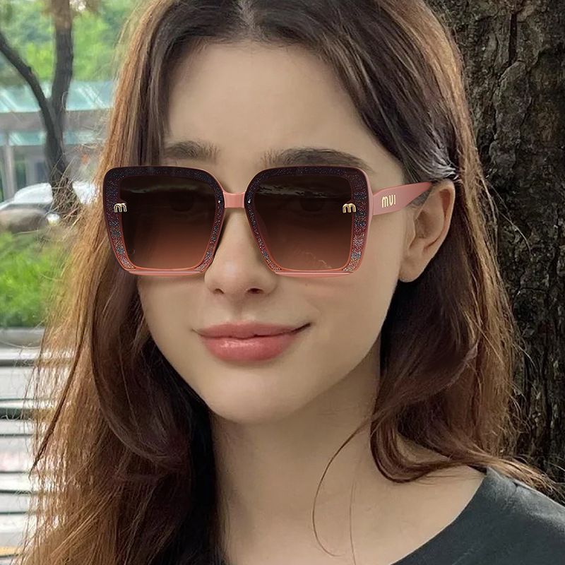 8828 Women's New Fashion Large Frame Square Sunglasses UV Blocking Sunglasses