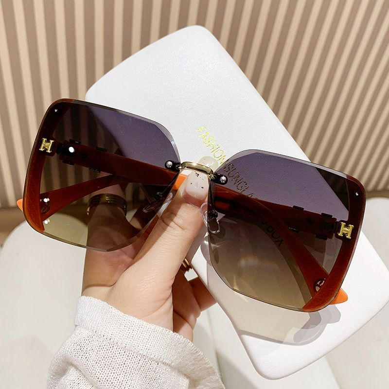 8852 Women's New Fashion Rimless Sunglasses UV Blocking Sunglasses