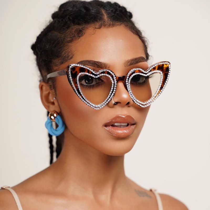 2421 Women's New Love Inlaid Rhinestone Sunglasses Anti-Ultraviolet Sunglasses
