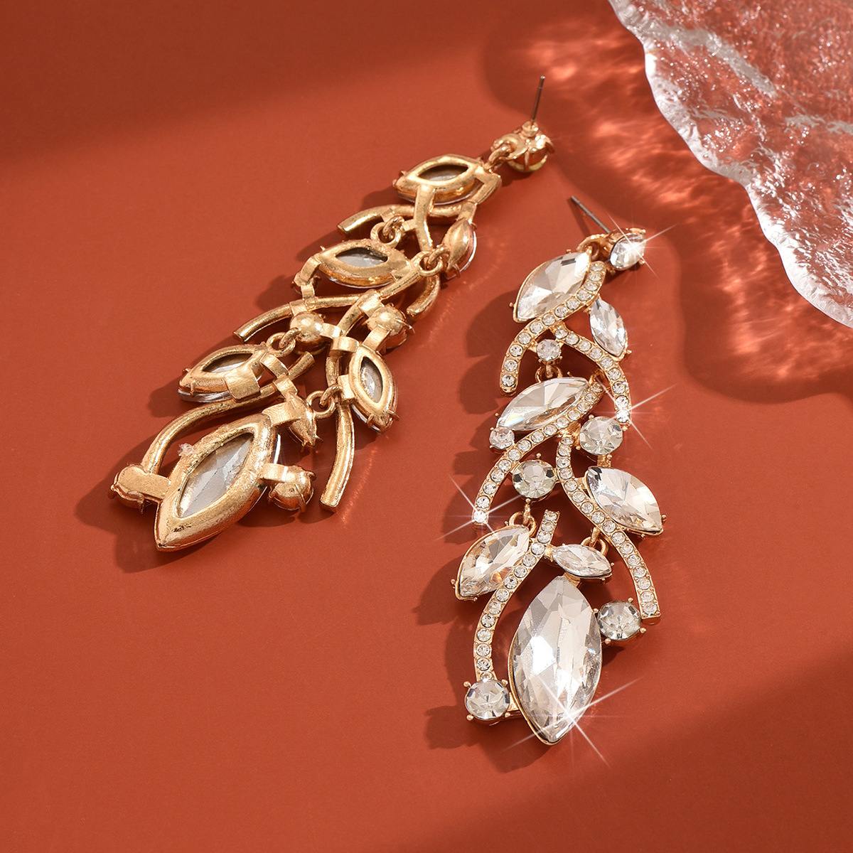 Luxury Long Tassel Leaf Drop Earrings Multi Color Full Paved Marquise Crystal Rhinestone Dangle Earrings Elegant Gold Alloy Statement Ear Jewelry Shiny Formal Banquet Wedding Evening Gown Accessories Trendy Sparkly Women Dangling Ear Pendant Gift For Party Dinner Occasions
