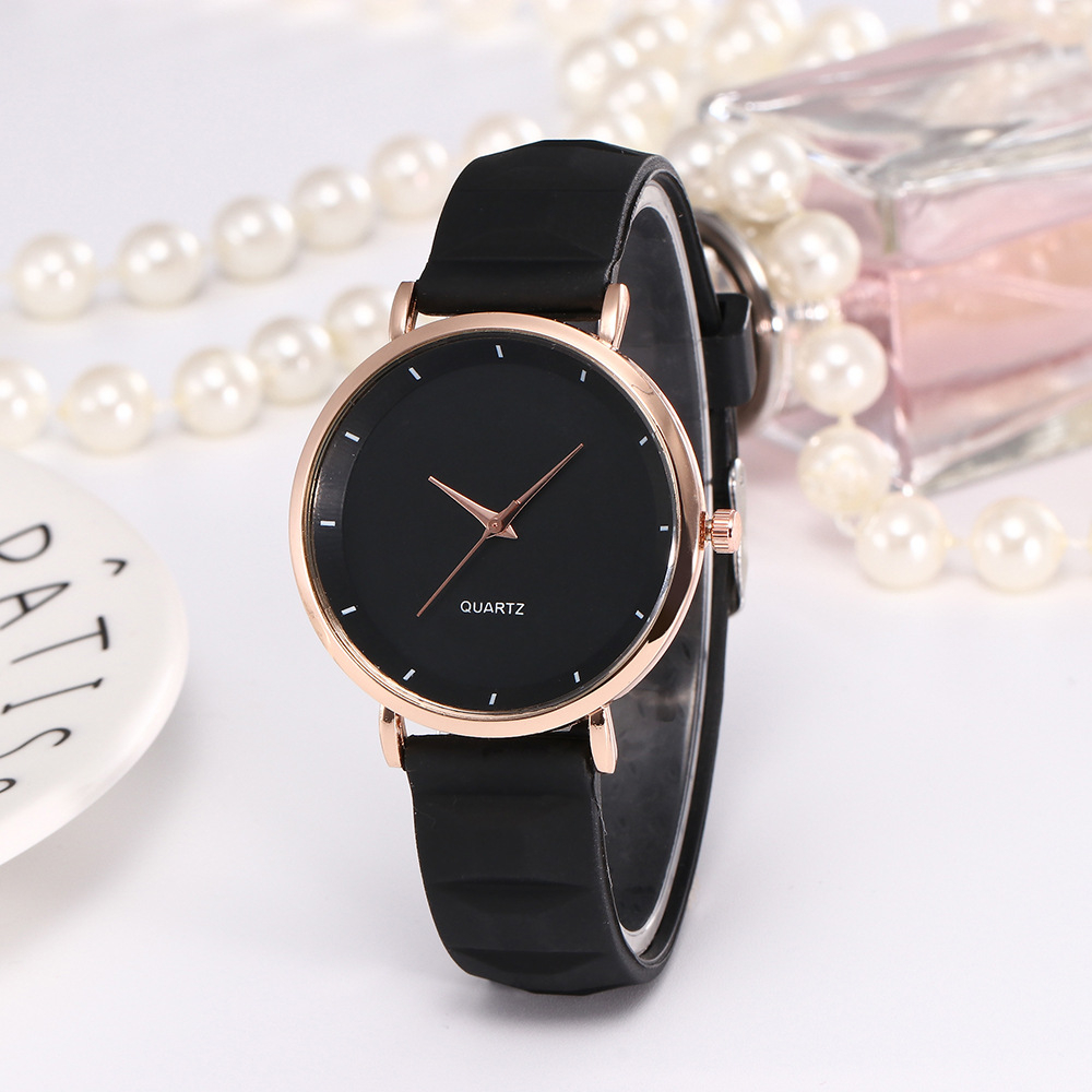 GJ1008 Candy Color Silicone Strap Women Classic Quartz Wrist Watch Rose Gold Dial Sports Ladies Watches