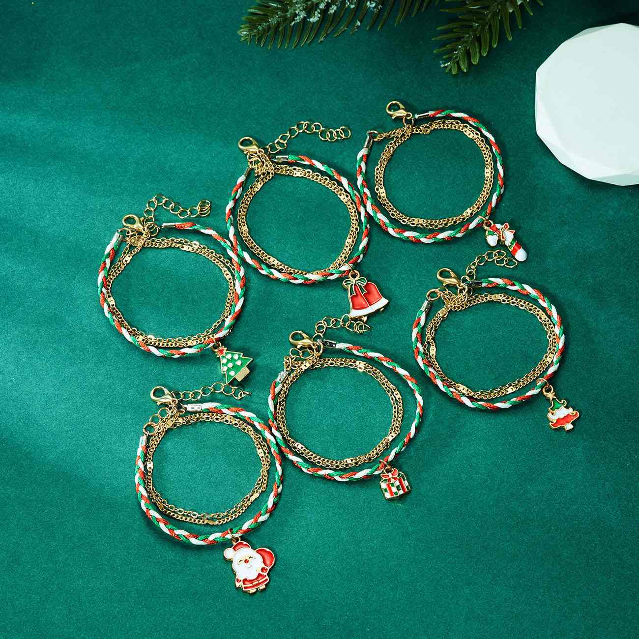 BR23Y0667 New Creative Layered Handmade Braided Rope Gold Chain Snowman Gift Box Christmas Tree Elk Bracelets for Female
