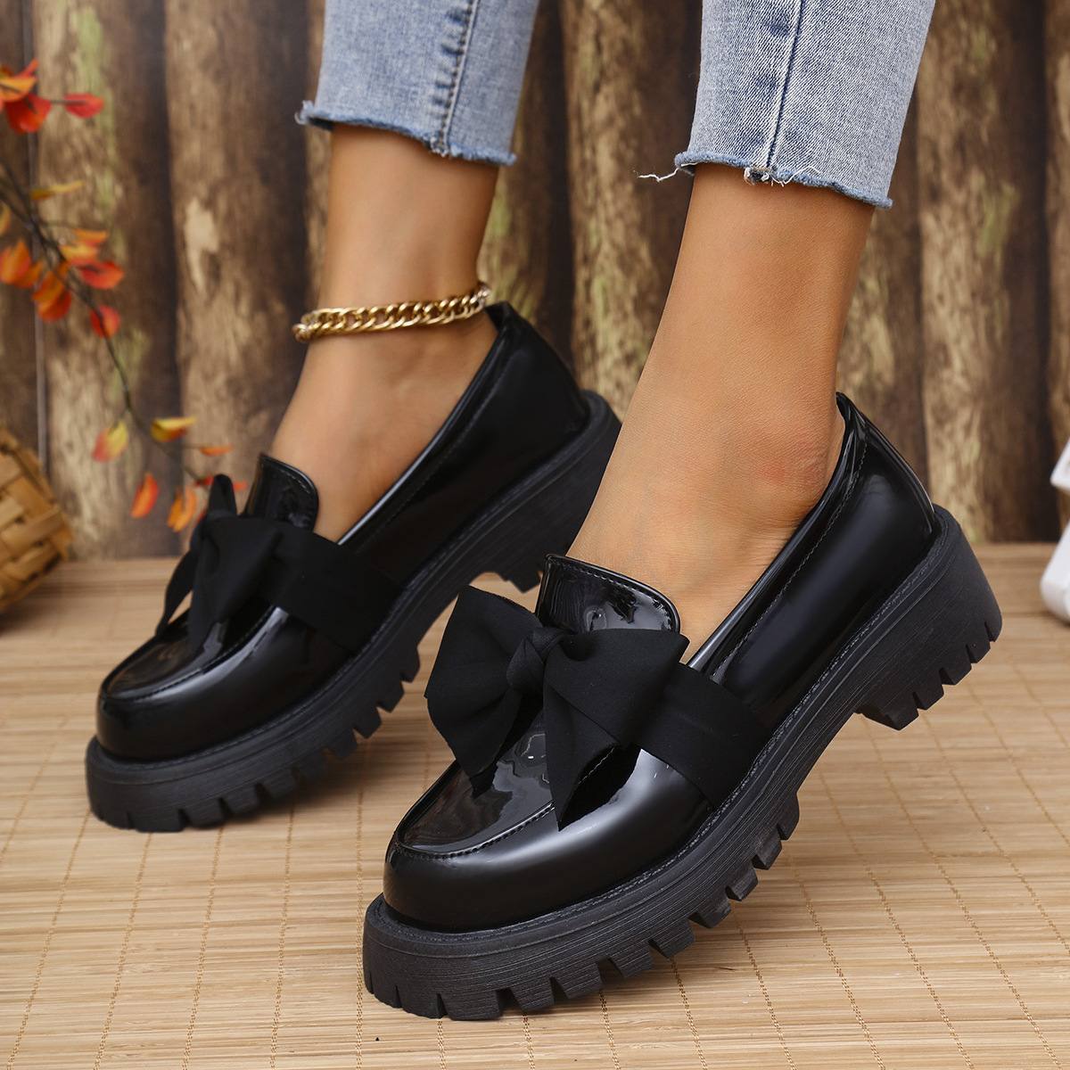 Platform 2025 British style Korean version retro small leather shoes women Loafers women lazy bow