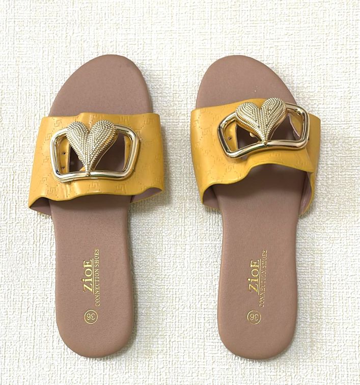 Ladies Leather Casual Flat Simple Slip-on Gold Lovely Design Outdoor Easy Wear Sandal Slippers