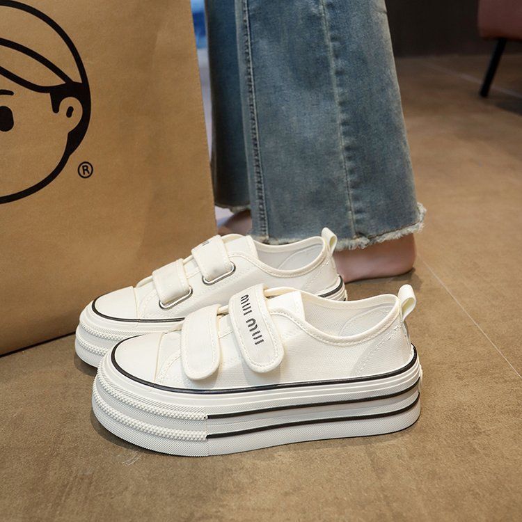 New Velcro canvas shoes for women in summer 2025, solid color thick-soled white white sneakers, school-style running casual shoes