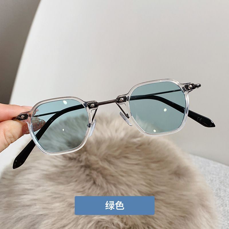 2160 Men's and Women's New Small Frame Sunglasses , UV Resistant Sunglasses