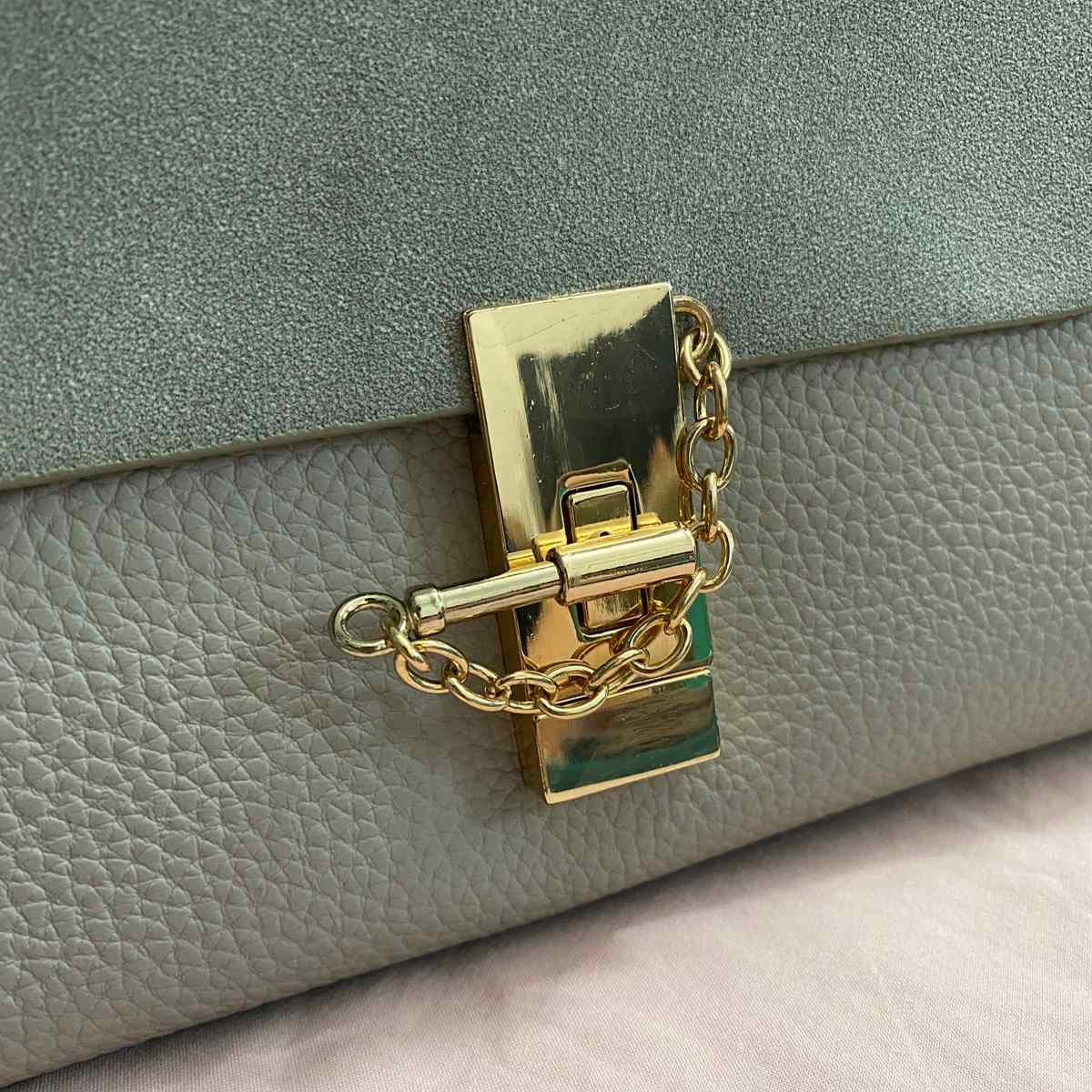 New frosted European and American retro chain crossbody small bag hand-held simple wing bag Bags