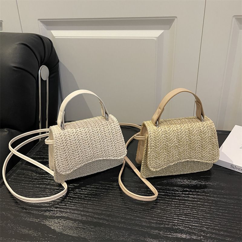 Women's Woven Mini Satchel Bag, 13.5x9.5x5cm Casual Crossbody Bag with Top Handle, Lightweight Shoulder Purse for Daily & Commute
