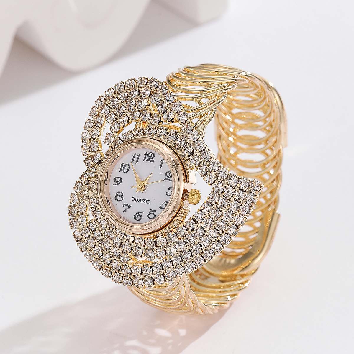 Women's Full Crystal Heart-Shaped Bangle Watch, Gold-Tone Rhinestone Quartz Wristwatch, Sparkling Statement Bracelet Watch for Parties & Daily Wear
