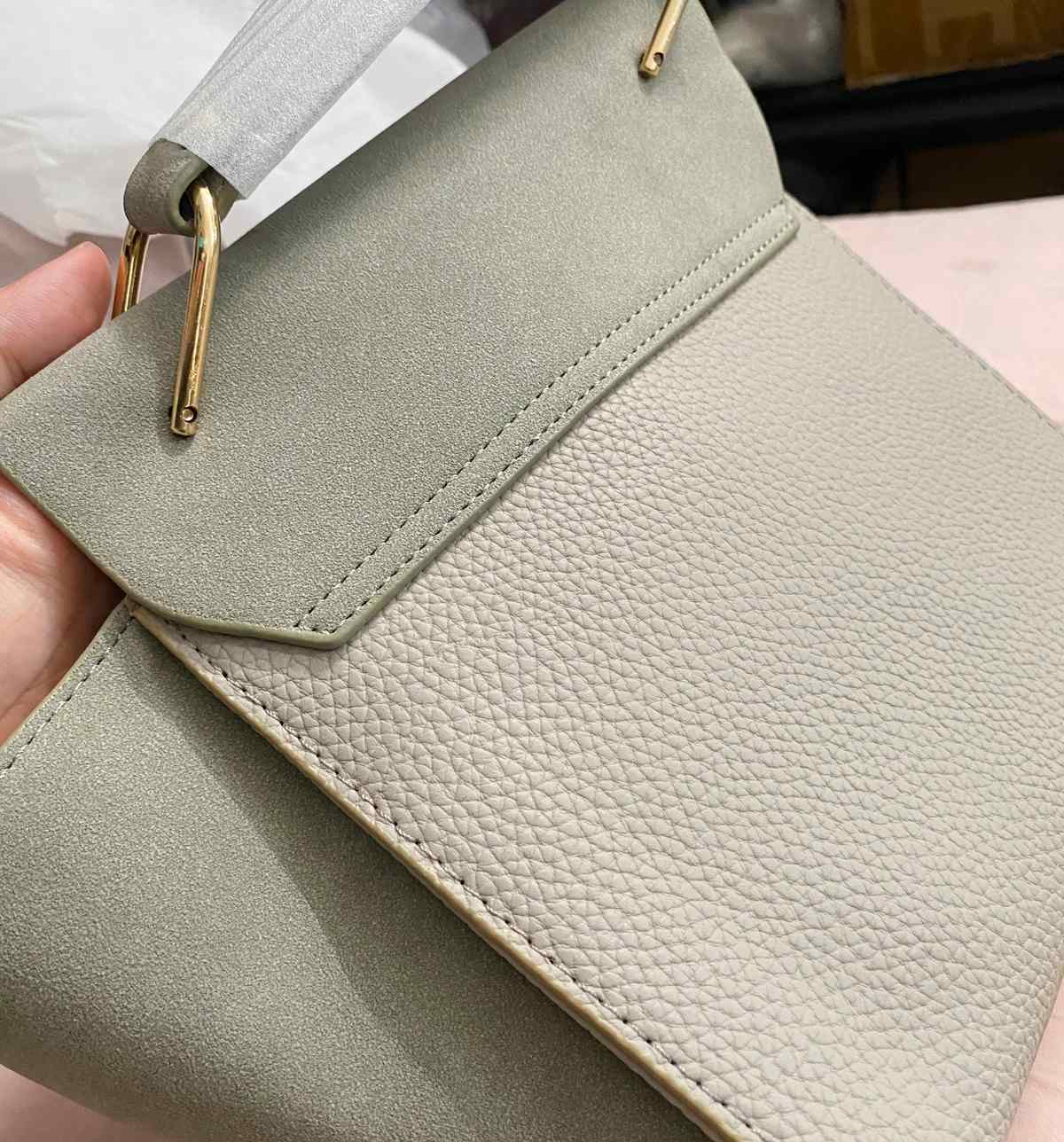 New frosted European and American retro chain crossbody small bag hand-held simple wing bag Bags