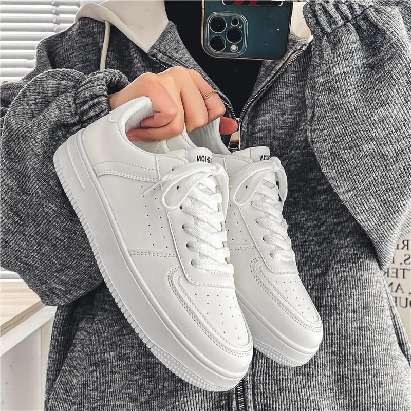 The 2025 new model of the "Little White Shoes" men's summer breathable and versatile youth casual sports sneakers for students