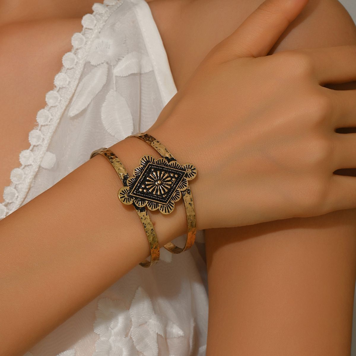 Antique Distressed Gold Double Band Open Cuff for Women, Retro Ethnic Embossed Rhombus Floral Totem Wrist Bracelet, Hollow Hammered Textured Split Bangle Bohemian Statement Jewelry for Daily Street Vacation Party Holiday Gift Accessory
