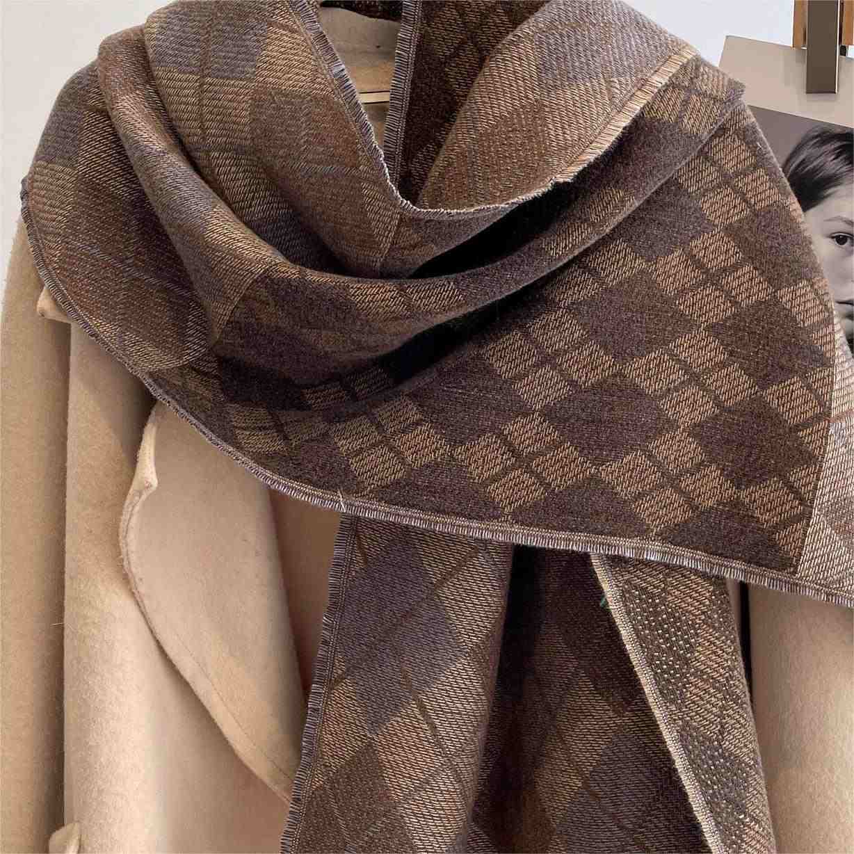 Women's Winter New Imitation Cashmere Jacquard Scarf Warm Plaid Scarf