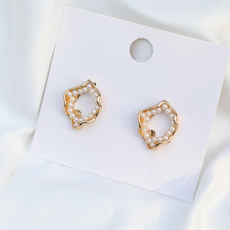 E241 women's pearl stud earrings irregular design metal earrings girl bridal earrings