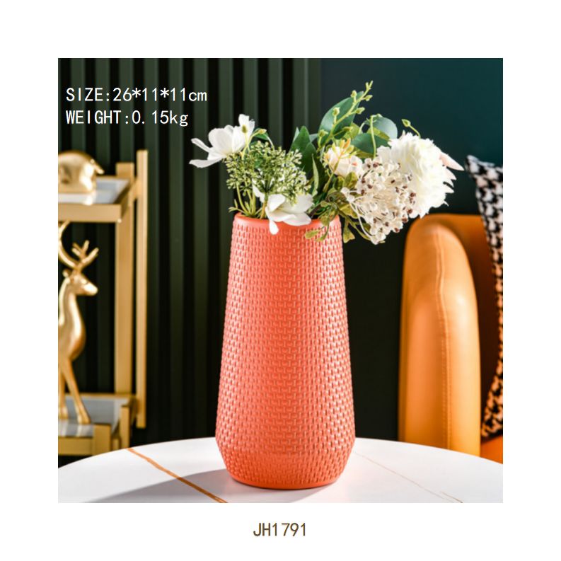 Vase ornaments living room flower arrangement American dining table modern luxury wind home TV cabinet dried flowers soft decorations plastic bottles group 5
