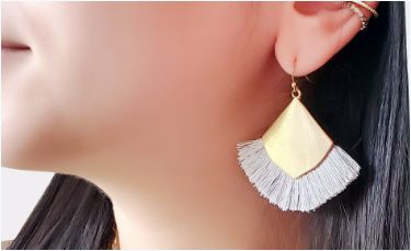 Woven Earrings Fashion Personality Colorful Fringe Exaggerated Earrings for Women 
