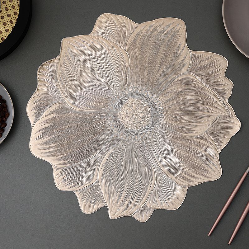 PVC hot stamping placemat flower shape table mat insulation pad washable waterproof and anti-scaldingGold