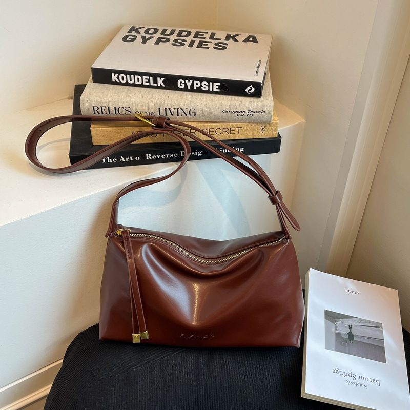 Women's Minimalist Soft PU Shoulder Bag, 28x16cm Large Capacity Crossbody Bag with Adjustable Strap, Elegant Casual Hobo Bag for Daily & Work Use
