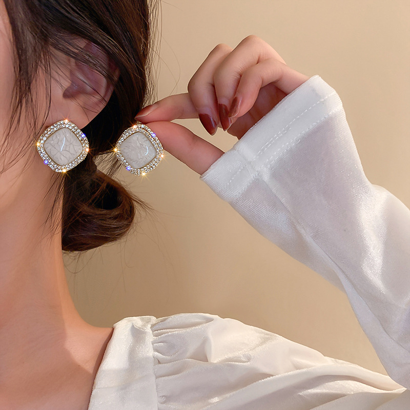 9B904 geometric diamond gemstone earrings for women french vintage girl stud earrings for parties/matches/work