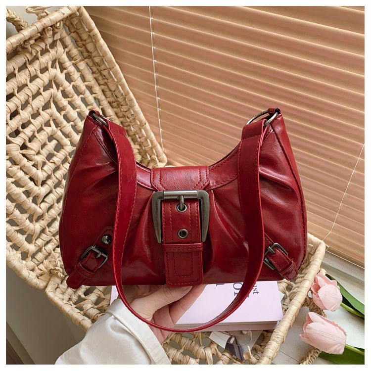 Retro American Distressed Small Square Bag for Women Elegant Commute Underarm Moto Shoulder Bag Fashion Vintage Ladies Handbag for Daily Work Street Outfit