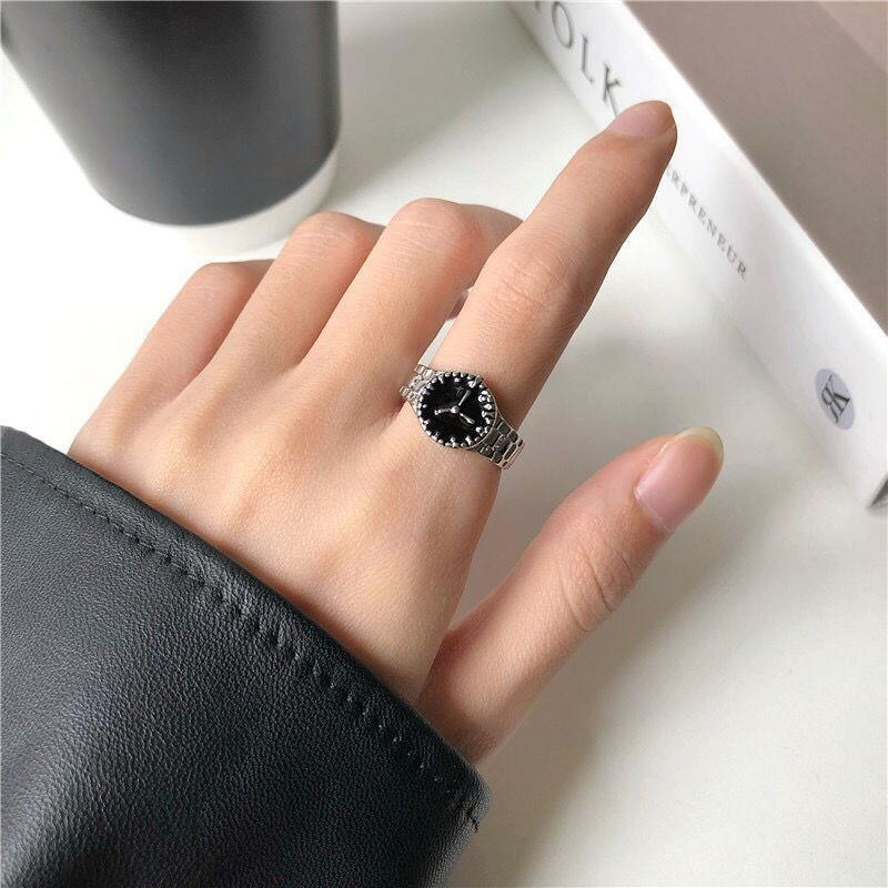 J118 Men's and Women's Watch Shape Ring Simple Vintage Ring