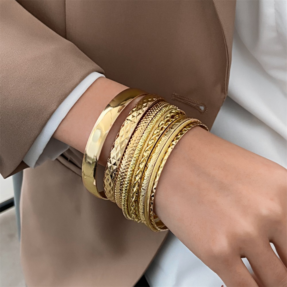 22050689 Women's Vintage Wide Bracelet Set Gold Smooth Face Bracelet