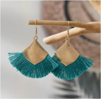 Woven Earrings Fashion Personality Colorful Fringe Exaggerated Earrings for Women 
