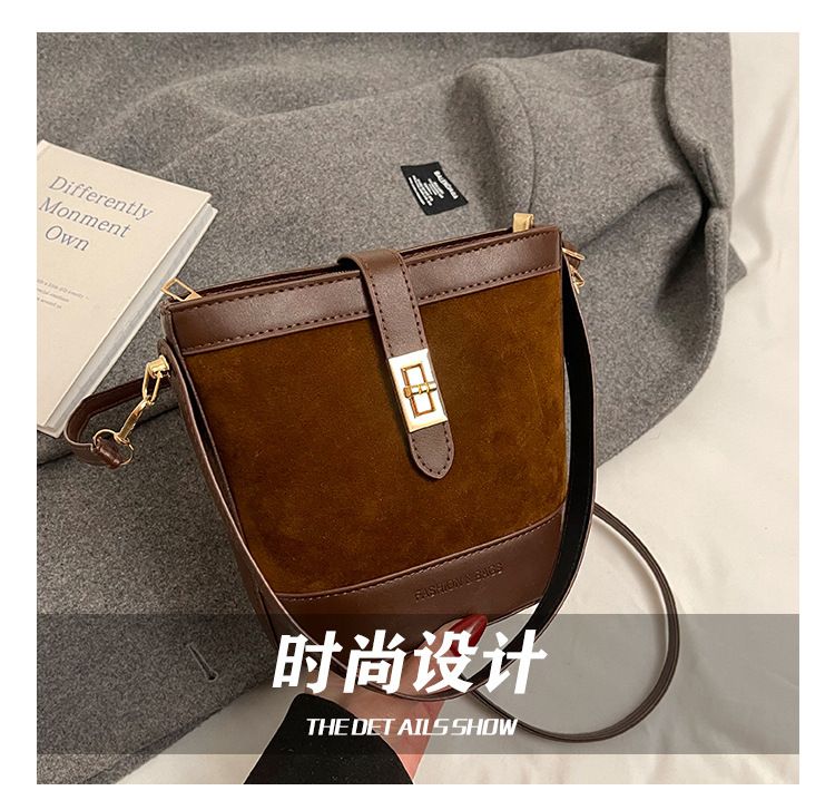 Miss DG 2025 new retro leopard print bag casual shoulder messenger bag