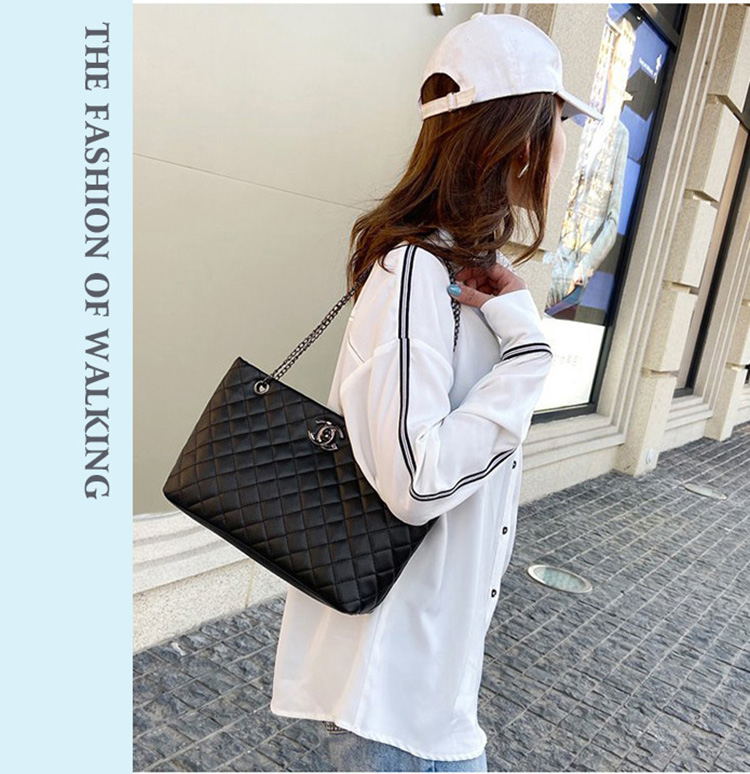 CHG-Ladies bags Tote bags Metal chain women's bags Lady single shoulder bags &amp; Zipper handbag (large zipper bag) (Black / Silver)