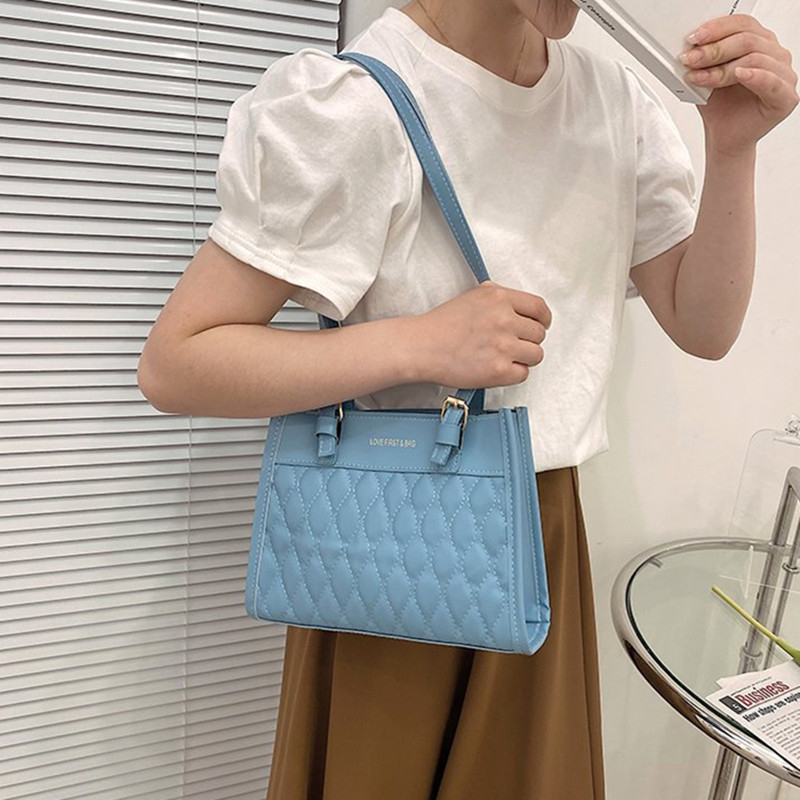 Women's Shoulder Bag New Rhombus Embroidery Women's Bag Cross Body Bag Fashion Tote Bag
