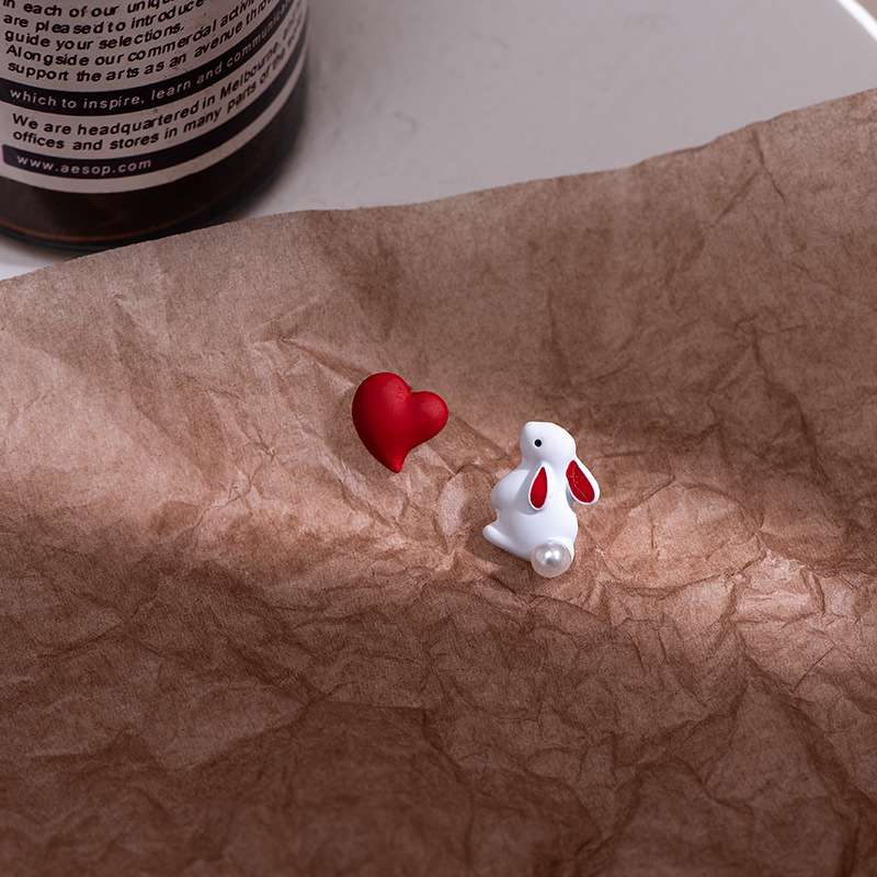 Women Cute White Rabbit Love Heart Asymmetric Earrings Jewelry Gift