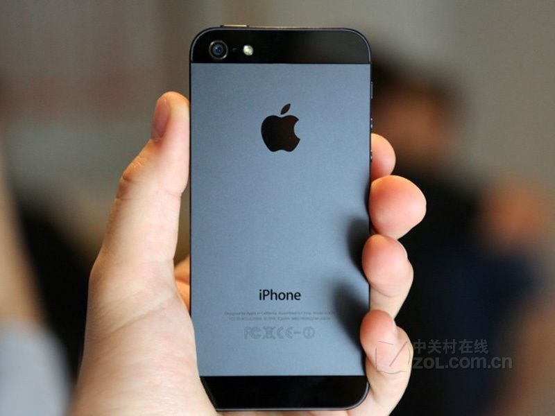 Apple iPhone 5 4.0'' 16GB ROM - 1GB RAM 