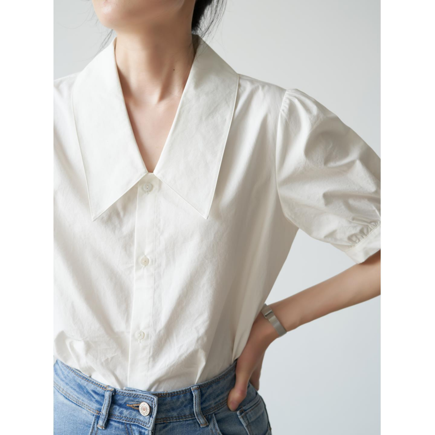 Cotton Retro V-Neck Short-Sleeved White Shirt Female Design Sense Niche French Puff Sleeve Top Summer