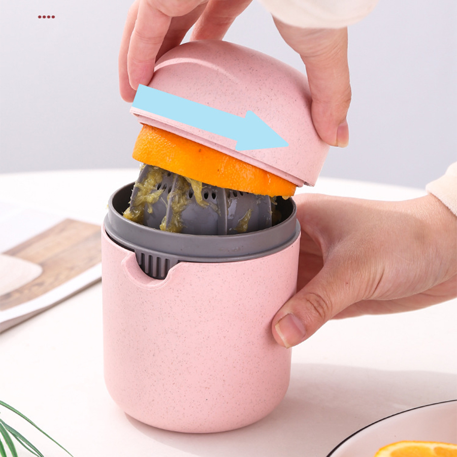 Manual Juicing Cup Wheat Straw Juicer Mini Portable Juicer Orange Lemon Juicer