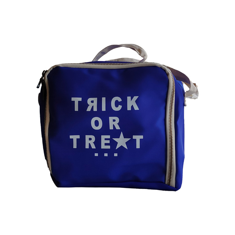 Color portable children use beautiful and practical shoulder bag