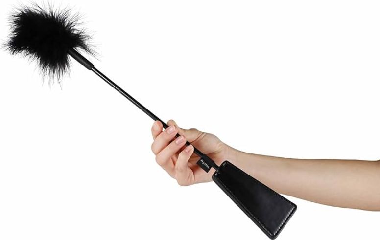 Feather Leather Horse Whip Bdsm Fetish Spanking Sexual Pat Sex Play Game For Couple%
