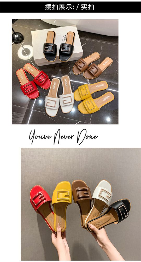 Big size metal clasp cool slipper female 2025 summer new senior feeling all kinds of casual flat one flip-flop female