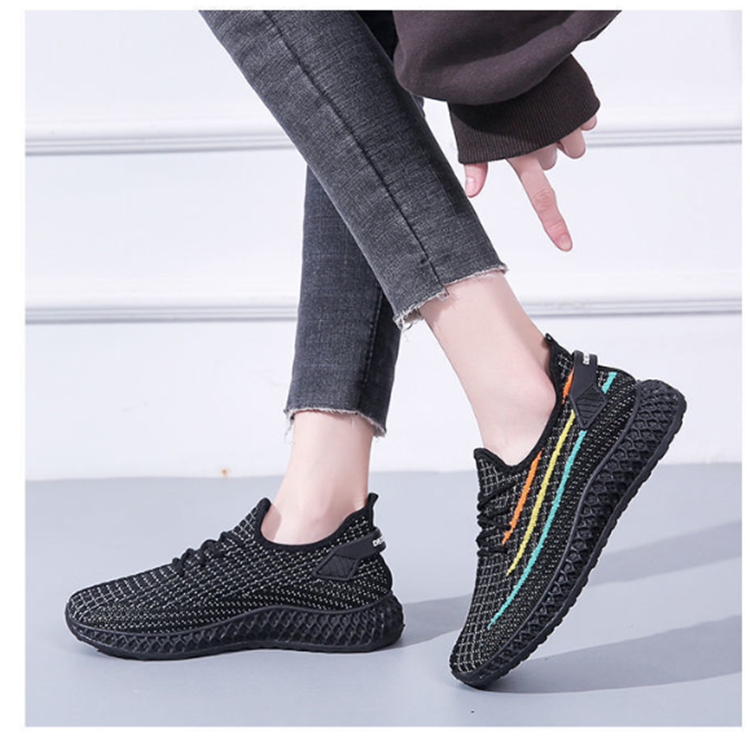Ladies shoes 2023 fashion new flying weaver women sneakers mesh lightweight women's Coconut shoes Close Size