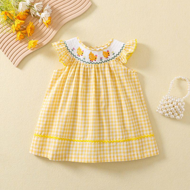 4022 Summer Baby Girls Yellow Grids Smocked Cotton Chick Embroidery Flying Sleeves Knee Length Princess Dress