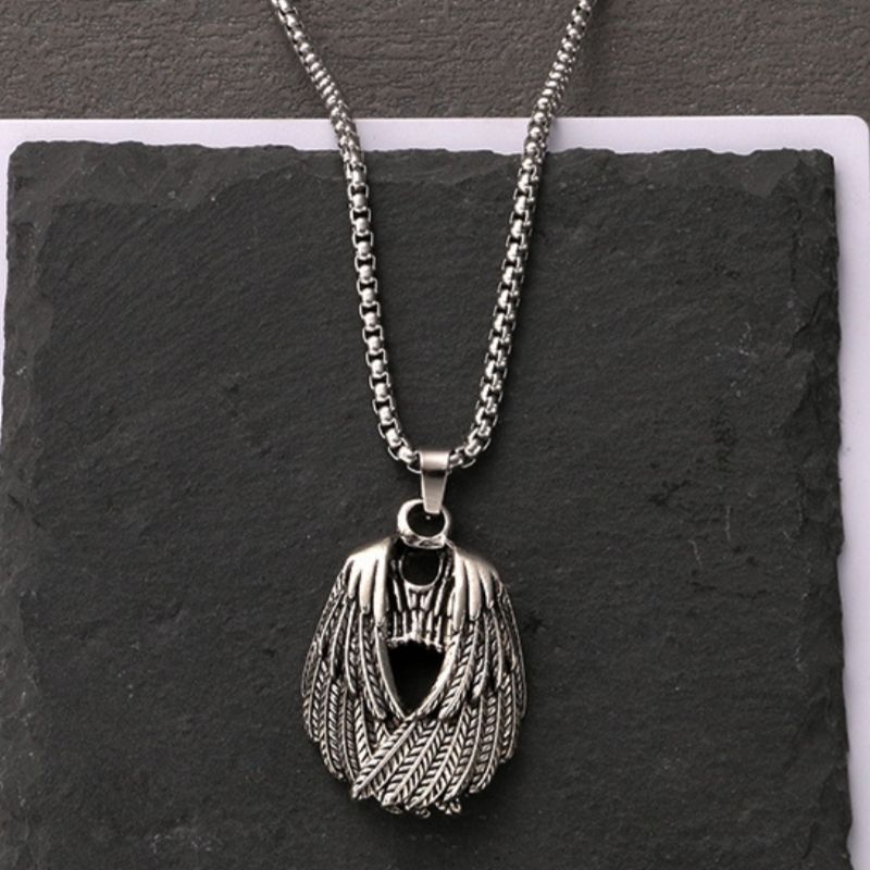 Necklace Couple's birthday gift accessories, wing necklace, trendy men women, hip-hop street dance pendant chain necklace