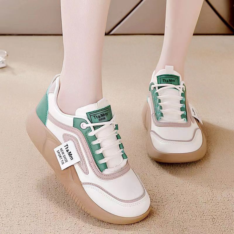 New women's board shoes trend casual shoes students breathable comfortable women's shoes lace up thick soles foreign trade big head women's shoes 558