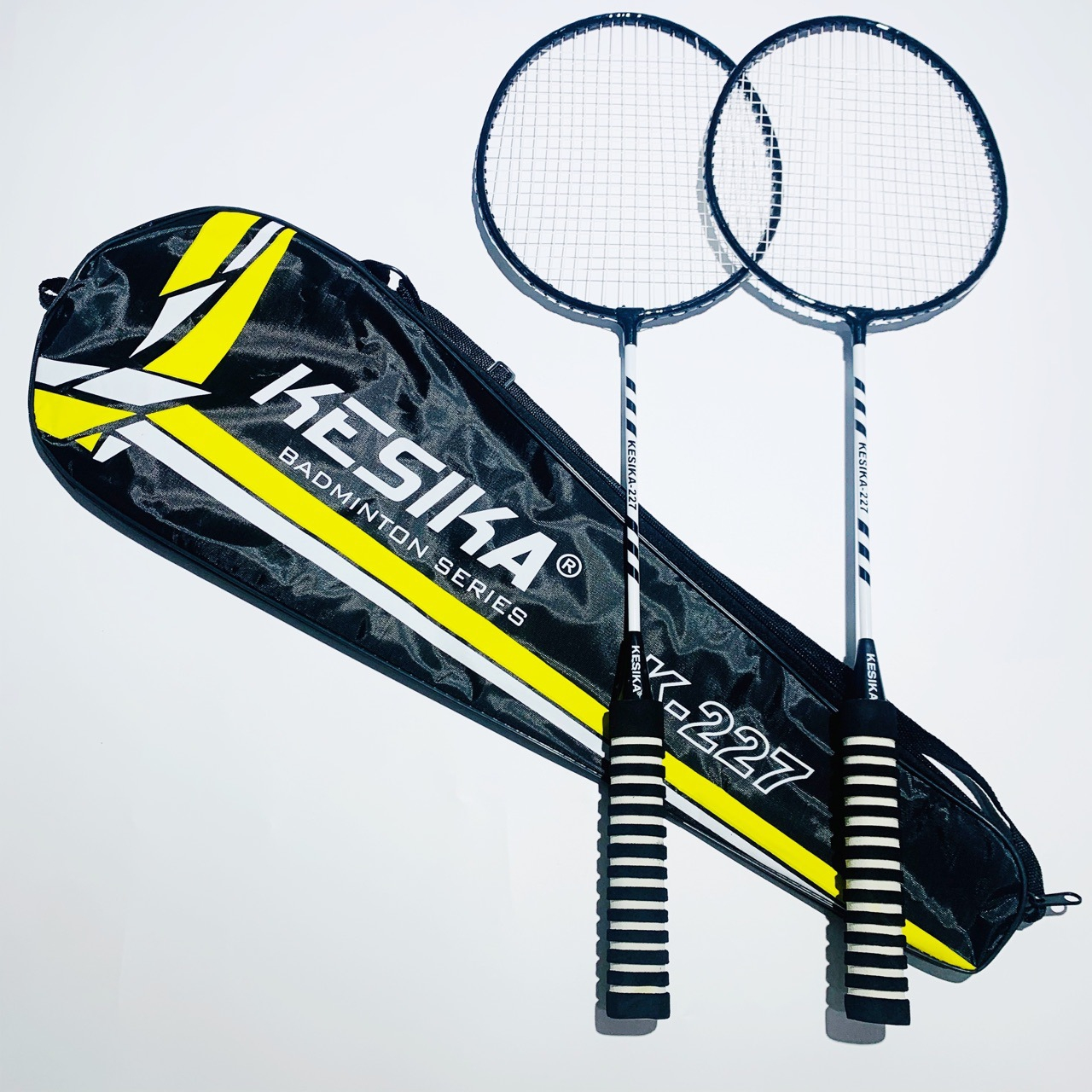 Durable Ferroalloy Badminton Racket  Training Practice