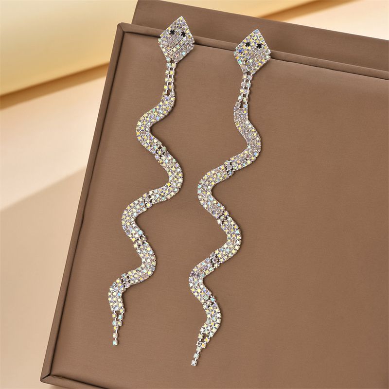 Women Snake Rhinestone Earrings Lady Fashion Party Earring Ladies Ear Rings Elegant Jewellery Woman Diamond Jewelry Earing