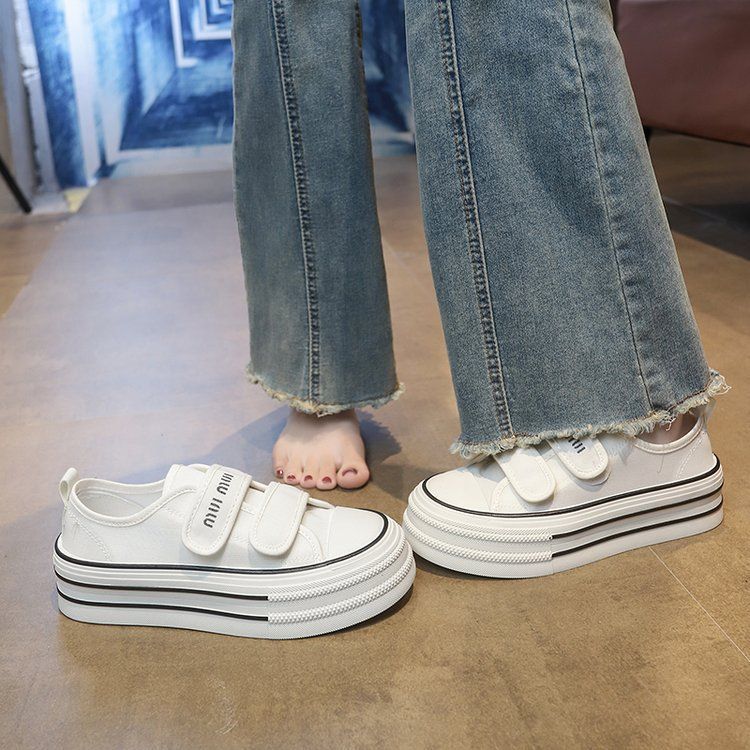 New Velcro canvas shoes for women in summer 2025, solid color thick-soled white white sneakers, school-style running casual shoes