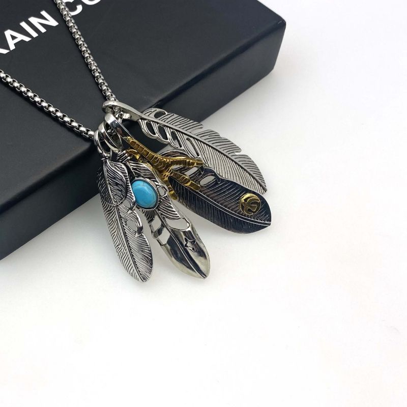 Feather pendant men's trendy necklace, leaf pendant long necklace 70CM titanium steel chain pendant necklace